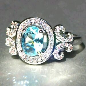 Cocktail Ring Sterling Silver 925 Sz 8 Simulated Topaz Diamonds Light Blue Luxe